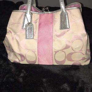 Light pink Coach bag